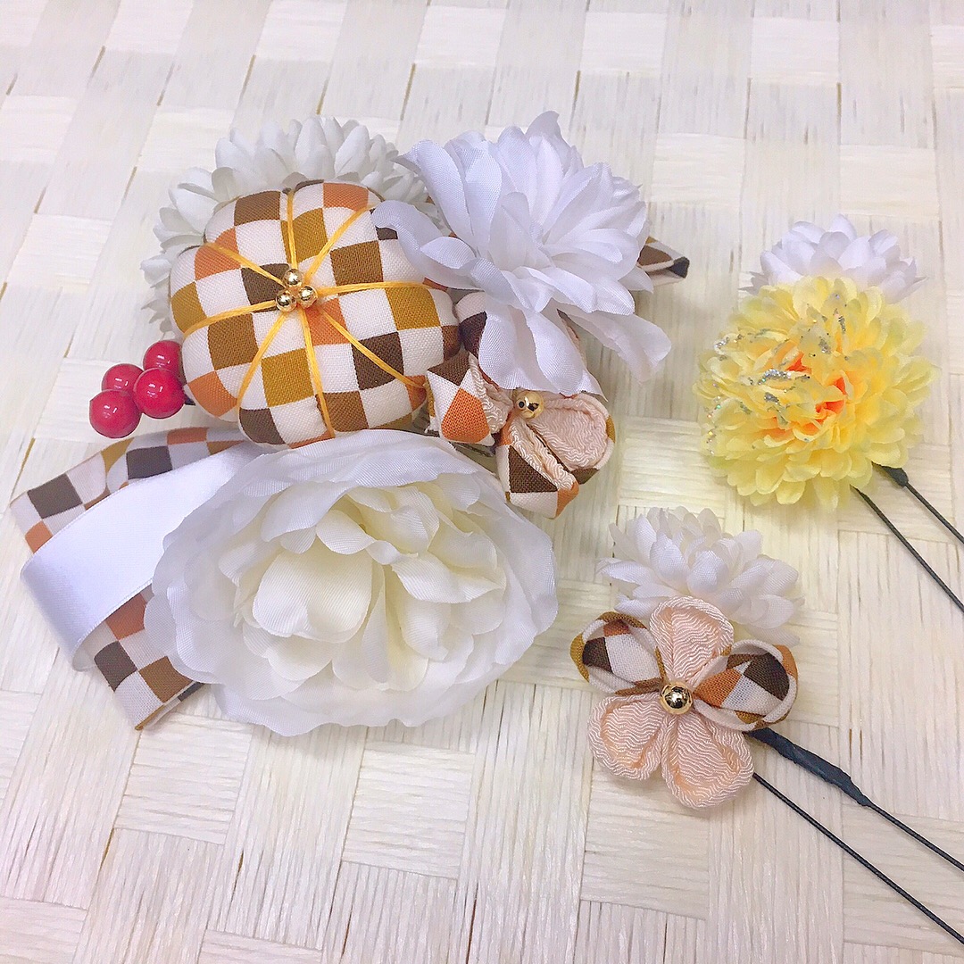 新作髪飾り入荷♡