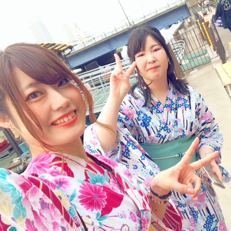 浴衣で納涼船