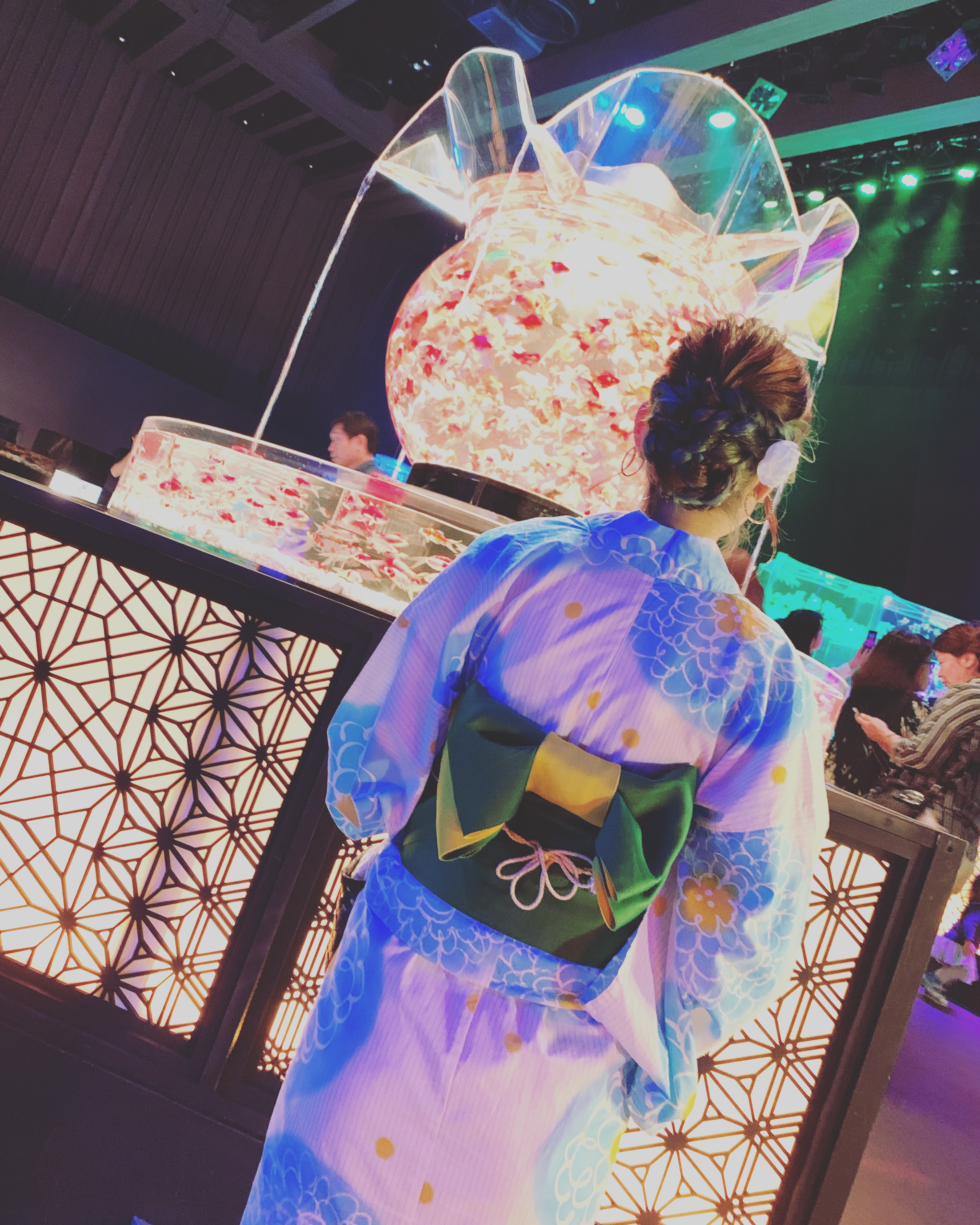 アートアクアリウムの金魚ちゃんとの響宴です〜( ´∀｀)