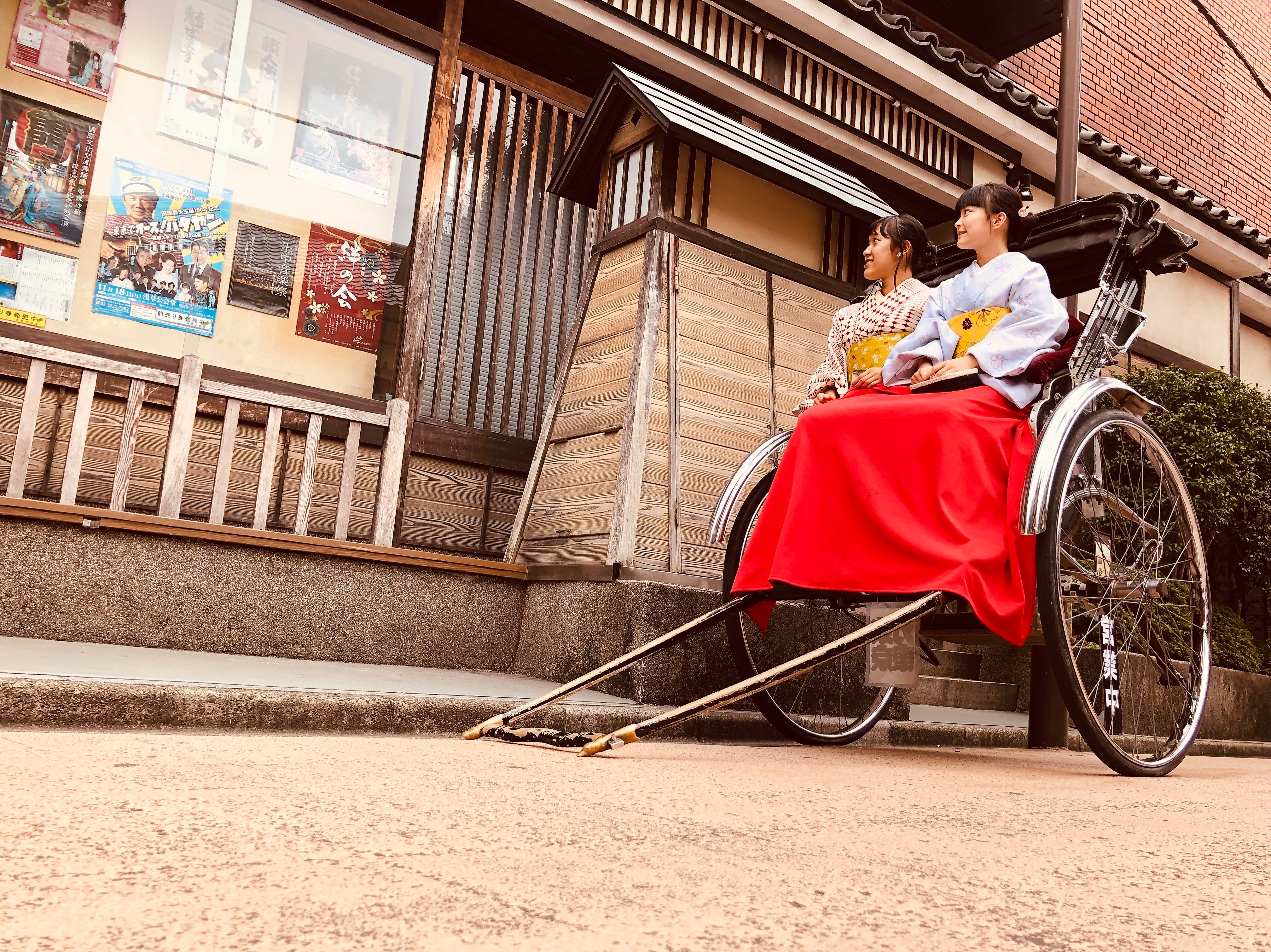 浅草巡りは人力車！！！！
