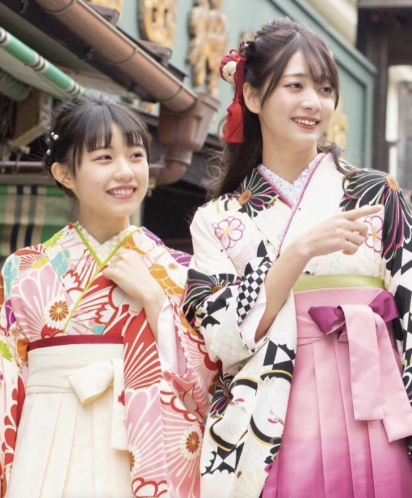 明るめカラーの袴Style♡