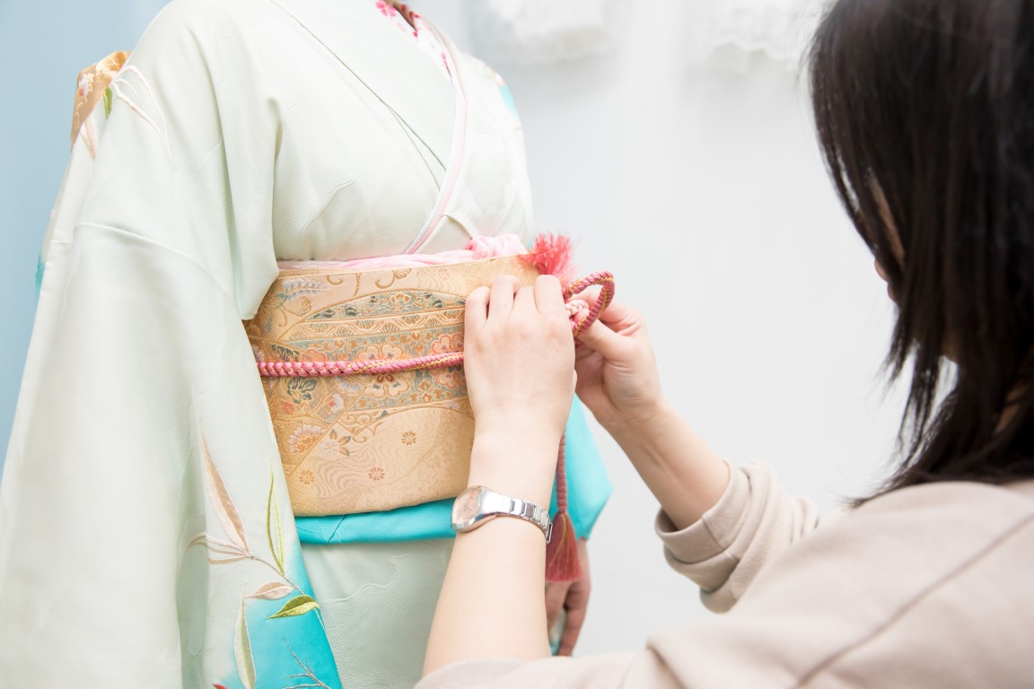 着物の着付けにかかる時間とは？時間短縮のポイントとレンタル時の注意点