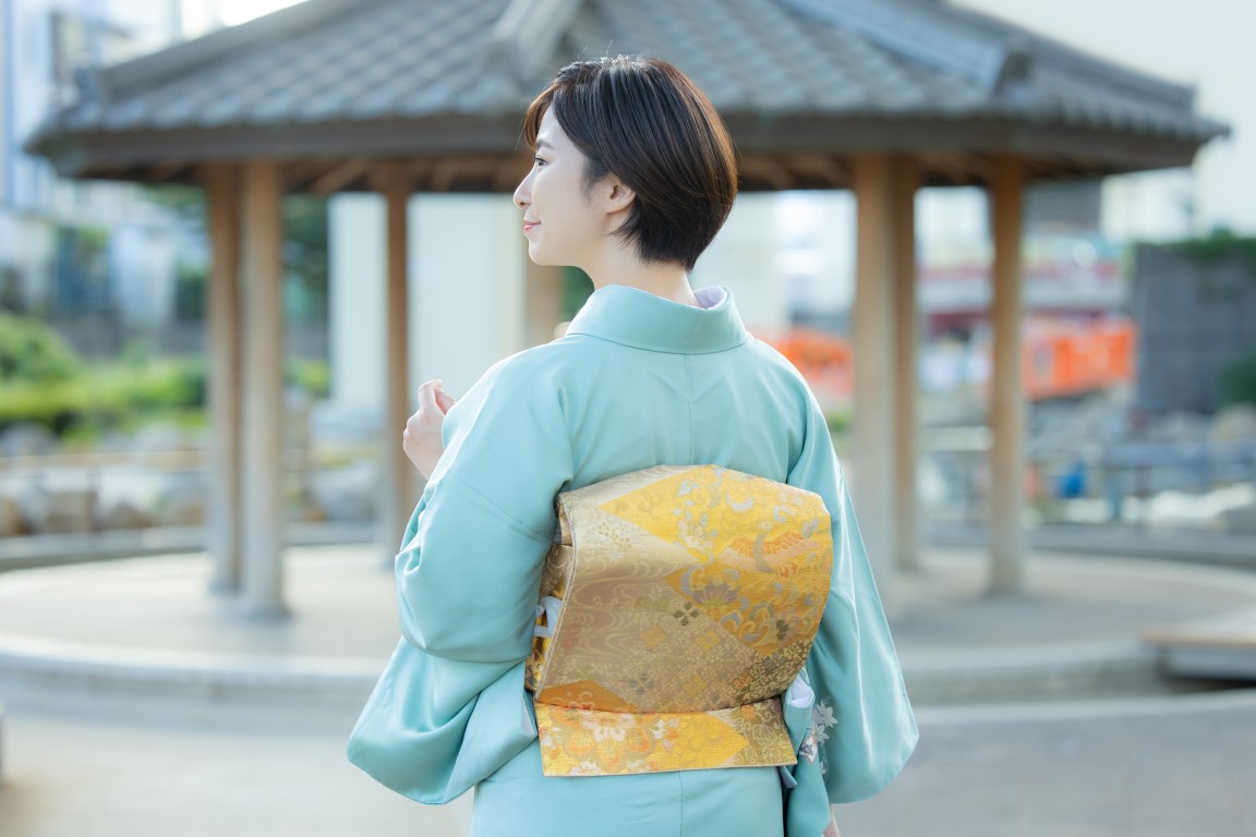 着物の「付け下げ」と「訪問着」はどう見分ける？着用できるシーンもご紹介