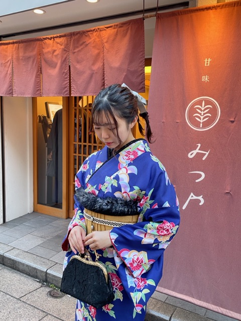 種類豊富な着物が揃ってます♡