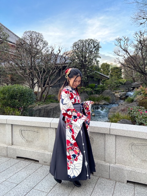 可愛い袴で素敵な卒業式を♡