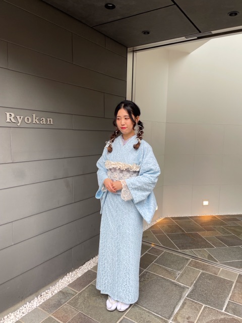 レースで可愛いレトロ着物