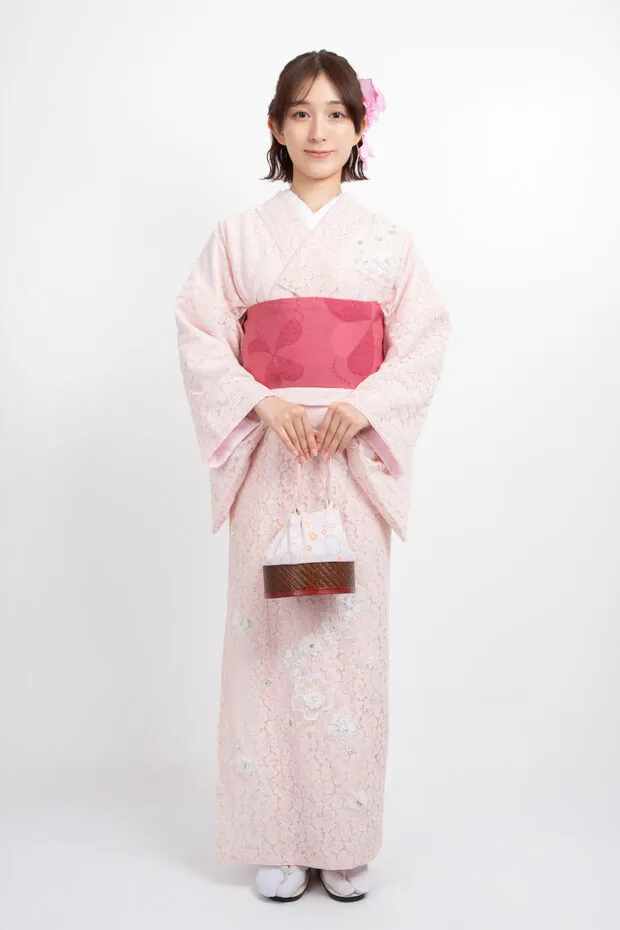 和服租赁:多种休闲和服可供选择(VASARA)