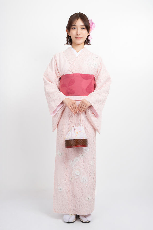 和服租赁:多种休闲和服可供选择(VASARA)