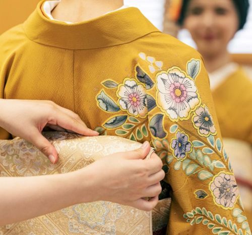 邀请我参加婚礼!解释如何选择30多岁的和服和礼仪